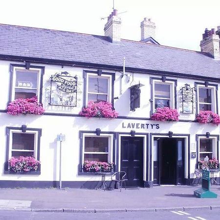 Laverty'S - The Black Bull Inn Randalstown Exteriör bild